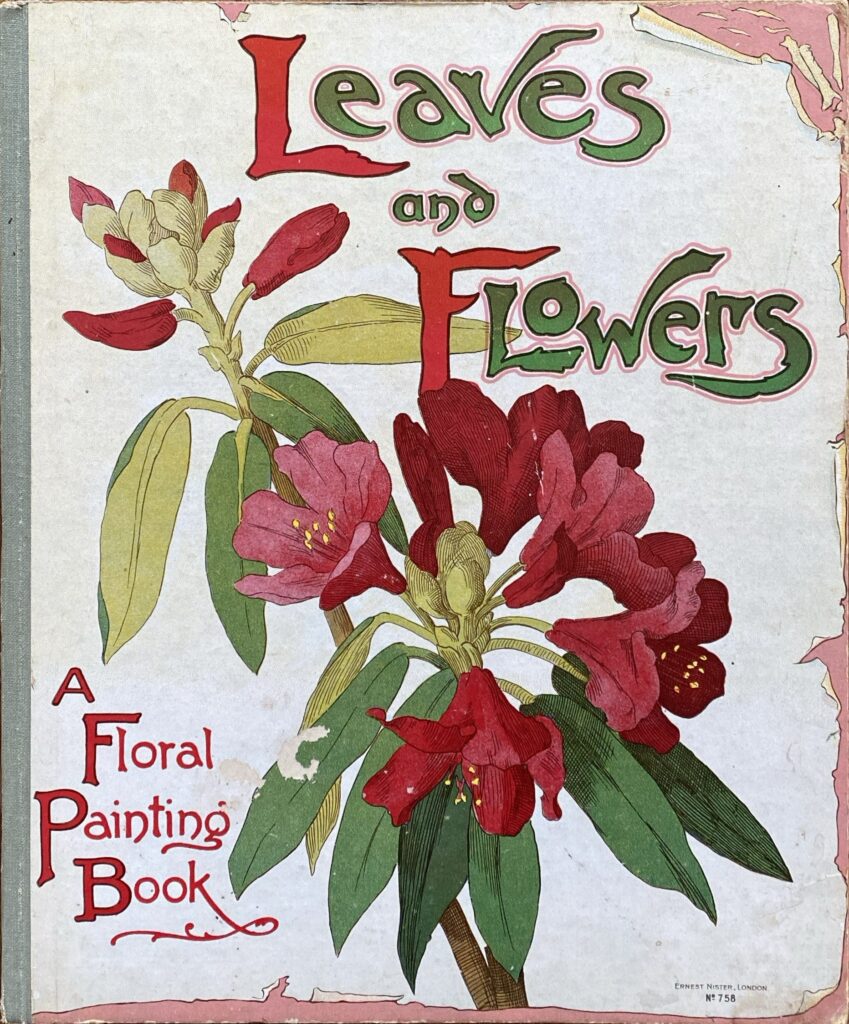 Op het omslag van een kleurboek staat een ingekleurde tekening van een rododendron met daarboven de titel Leaves and Flowers en schuin onder de ondertitel A Floral Painting Book, beide in rode letters. Aan de randen is een trompe-l'oeil tekening aangebracht waardoor het lijkt alsof de randen en de hoeken van de pagina omkrullen