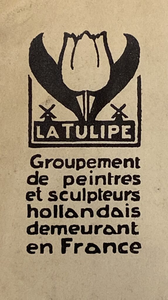 Logo van een grote tulp tussen twee kleine gestileerde molentjes, met daaronder de tekst La Tulipe