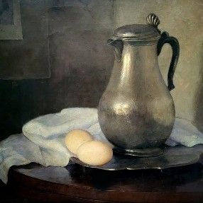 Schilderij in vierkant formaat met stilleven van een tinnen dekselkan op een tinnen bord, daarbij twee eieren en een witte doek.